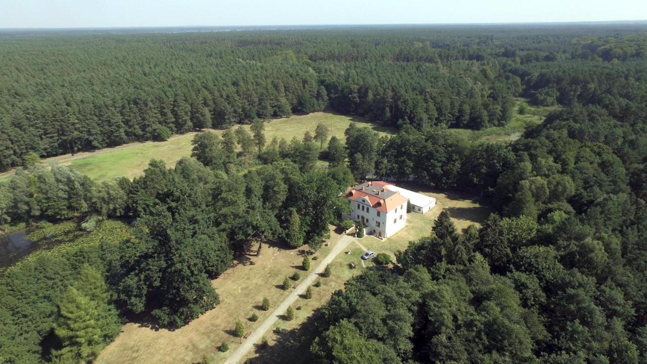 Palacyk Lakomin Hotel Lubiszyn Exterior photo